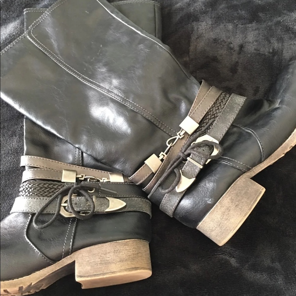 Black Bangled Riding Boot